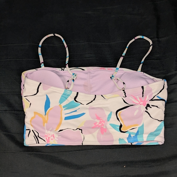 **no size tag** Bathing Suit - Picture 2 of 2